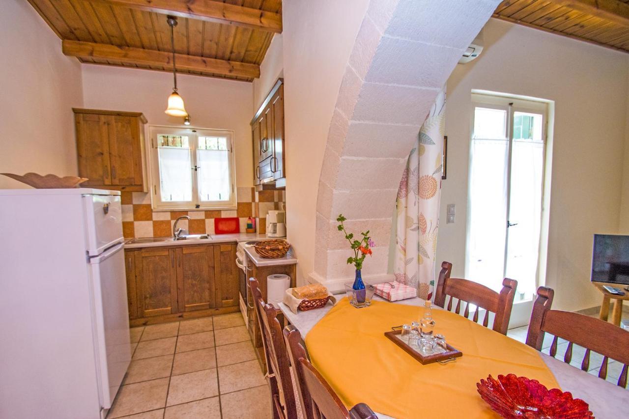 Helianthos Villas Douliana 외부 사진