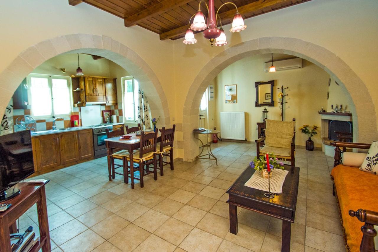 Helianthos Villas Douliana 외부 사진
