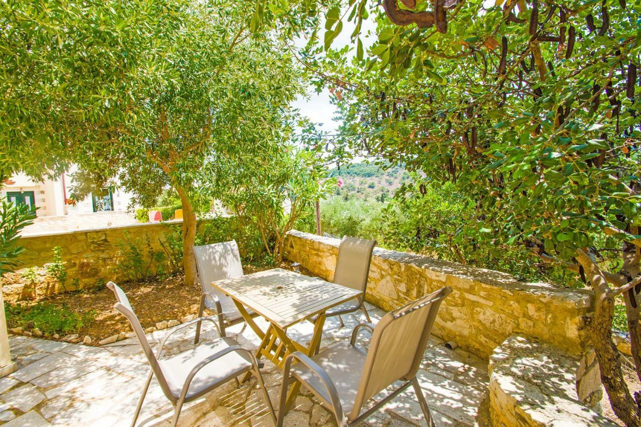 Helianthos Villas Douliana 외부 사진