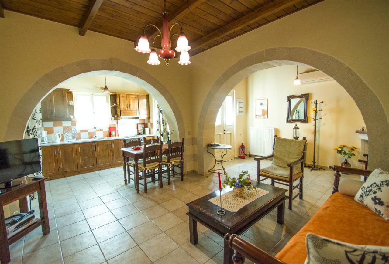 Helianthos Villas Douliana 외부 사진