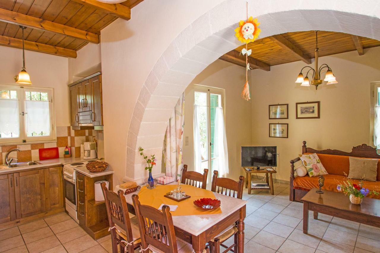 Helianthos Villas Douliana 외부 사진
