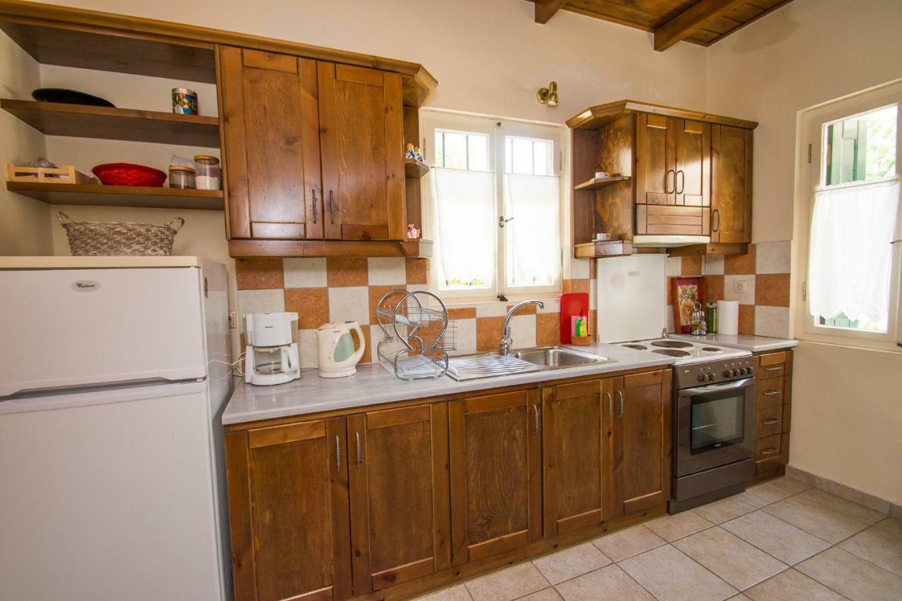 Helianthos Villas Douliana 외부 사진